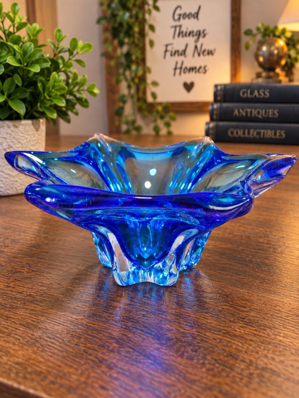 Vintage Murano Style Sommerso Art Glass 6-Point Starfish Splash Bowl 8.5